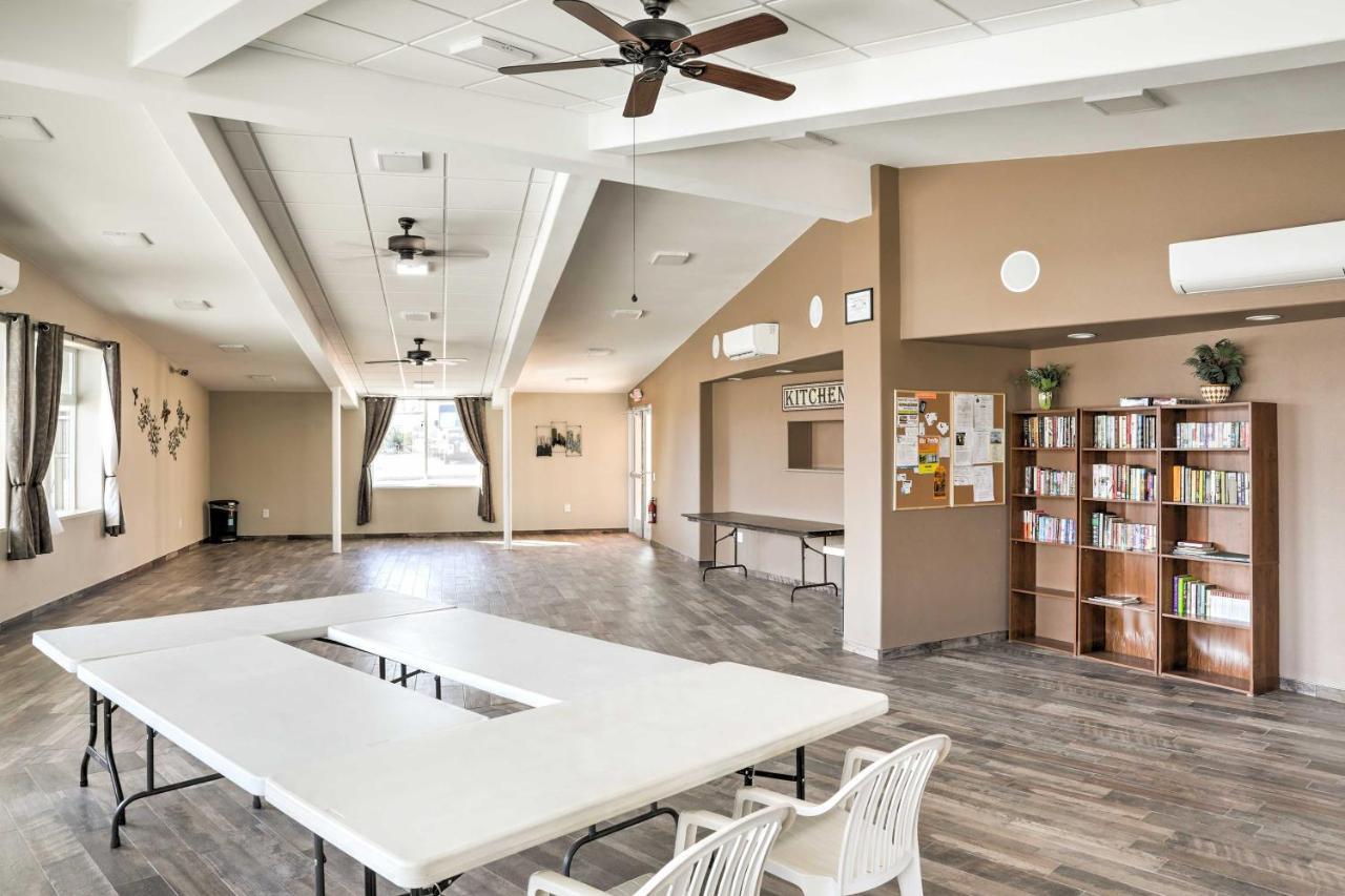 Cozy Lake Havasu City Home With Dock And Beach Access! Екстер'єр фото